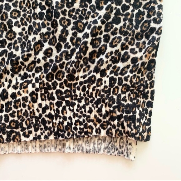 Victoria’s Secret Sweater Small New - Picture 4 of 10